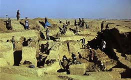 Перуанские археологи открыли захоронения древних цивилизаций